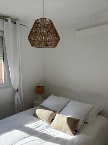 Appartement T4 Tres Bien Situe Et Climatise Л'Иль-Рус Экстерьер фото