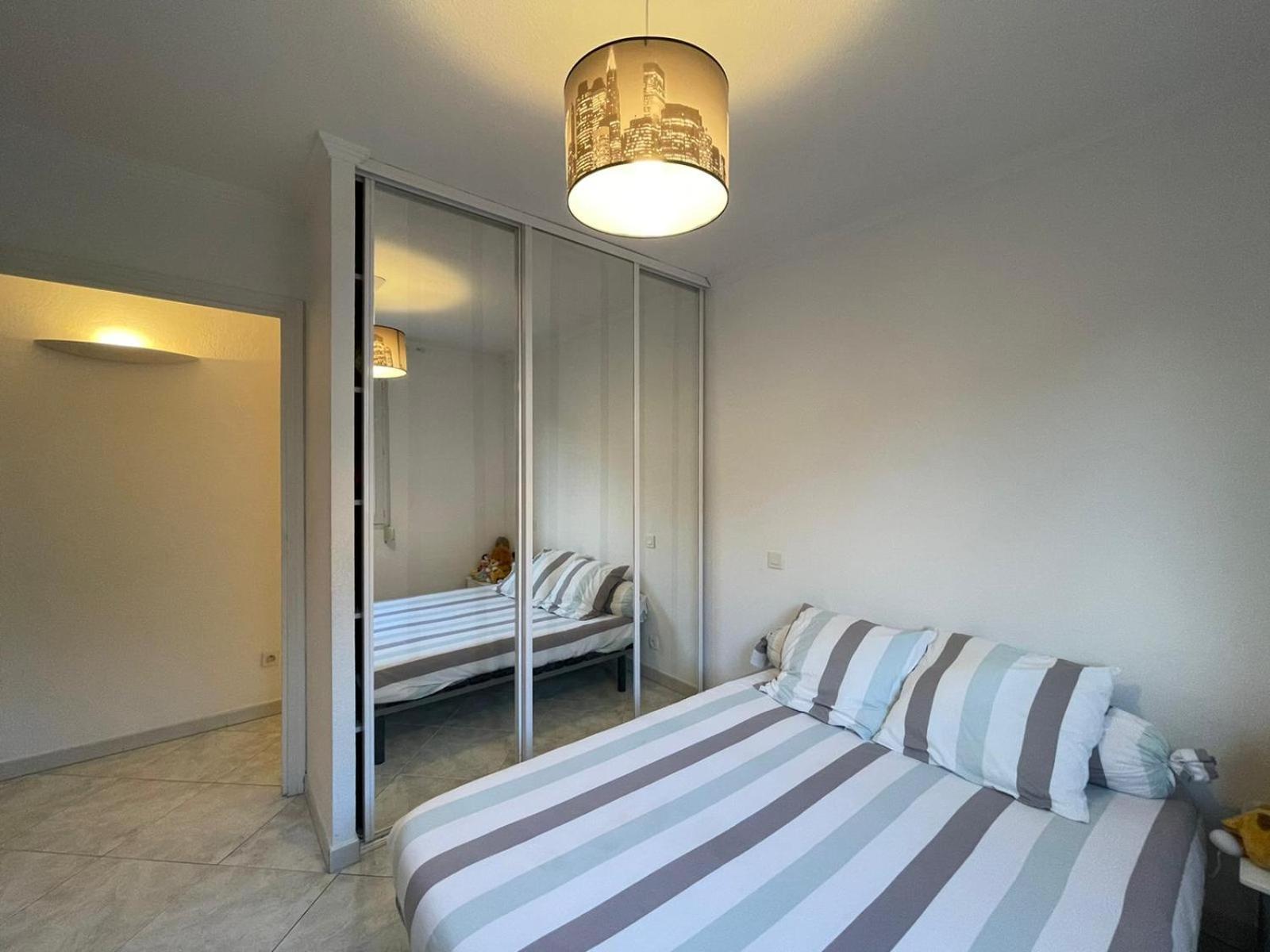 Appartement T4 Tres Bien Situe Et Climatise Л'Иль-Рус Экстерьер фото